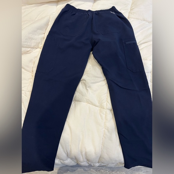 Figs Navy Yola pants S/P - Picture 2 of 2